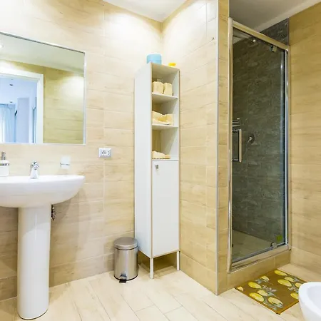 Al 31 * Νάπολη